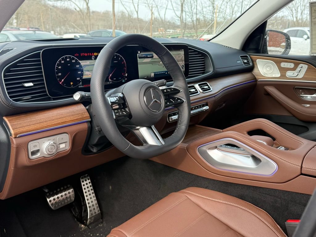 New 2025 Mercedes-Benz GLS 450 4MATIC image 13