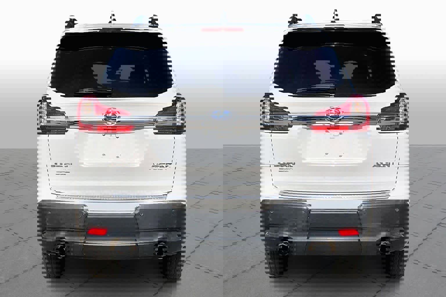 Used 2019 Subaru Ascent Premium w/ Popular Package #4 image 5