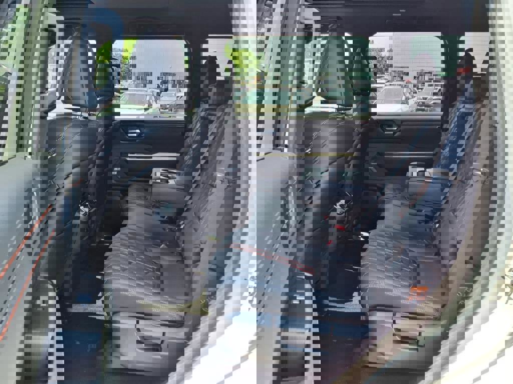 New 2025 Nissan Armada PRO-4X w/ Pro-4X Premium Package image 6