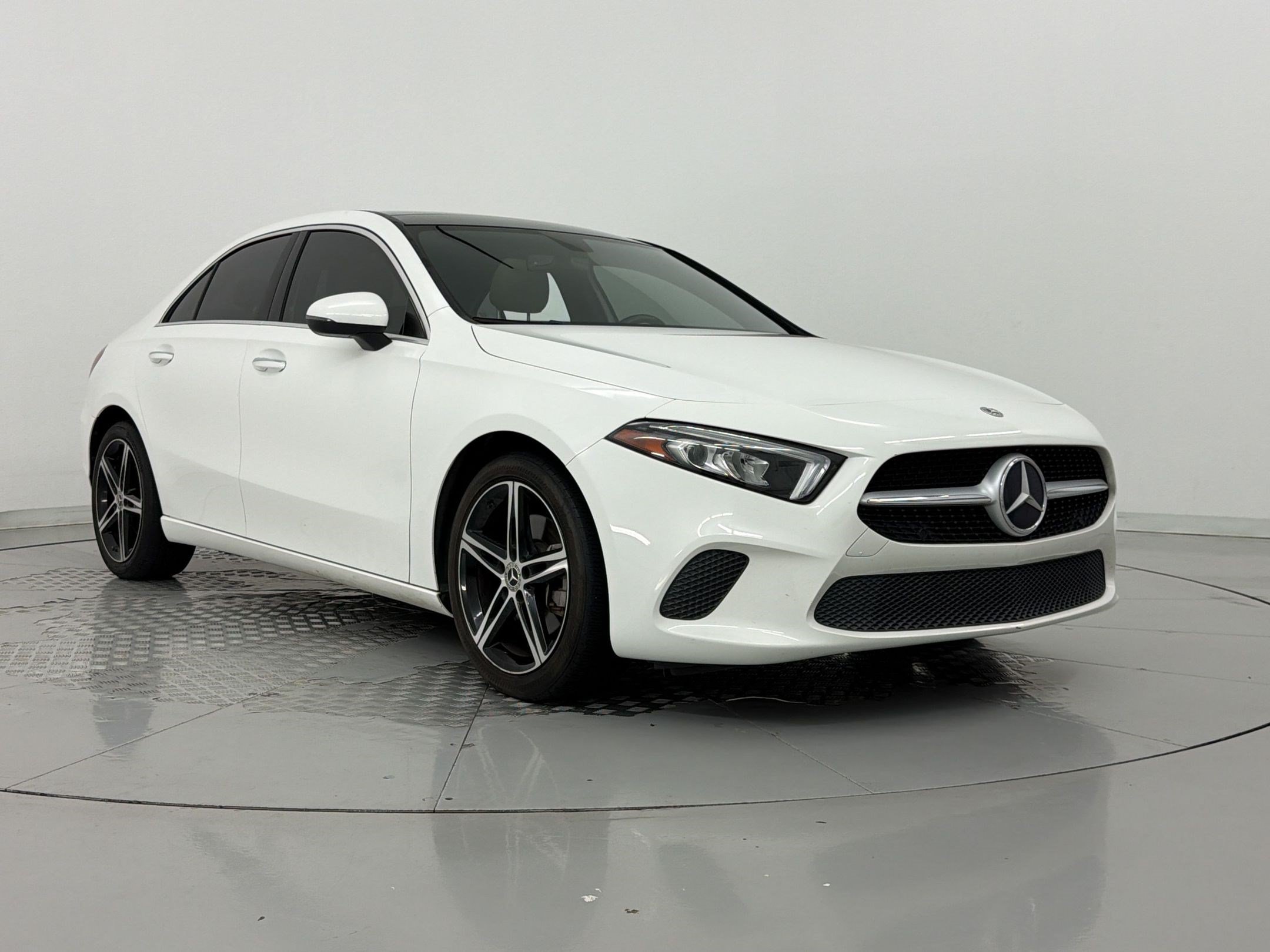 Used 2022 Mercedes-Benz A 220 image 7