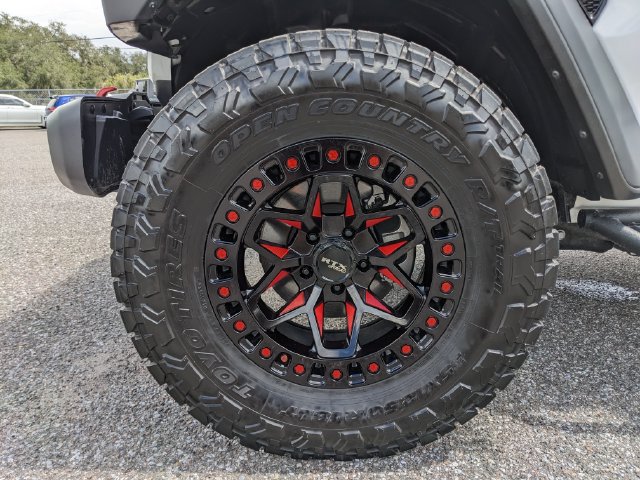 Used 2024 Jeep Wrangler Rubicon AWD/4WD image 11