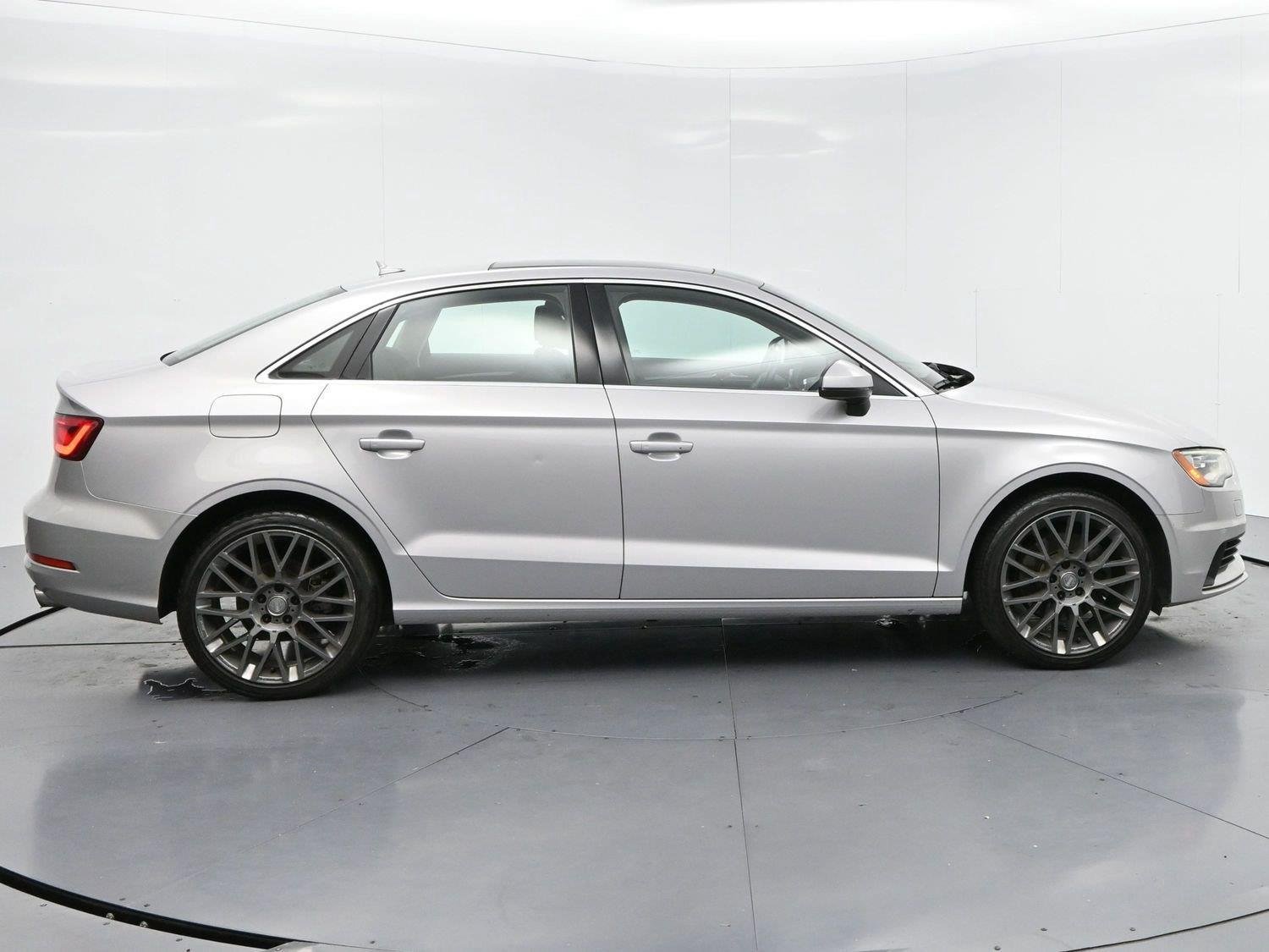 Used 2015 Audi A3 2.0T Premium Plus w/ Premium Plus Package AWD/4WD image 4
