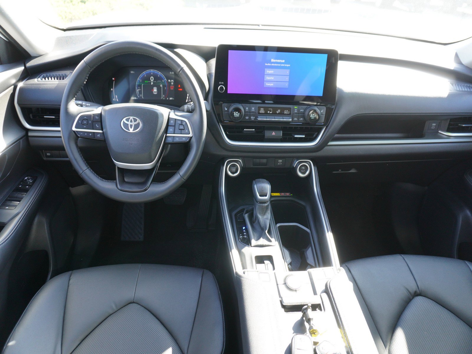 Used 2025 Toyota Grand Highlander AWD video 2