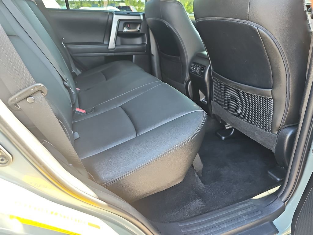 Used 2022 Toyota 4Runner TRD Sport AWD/4WD image 15