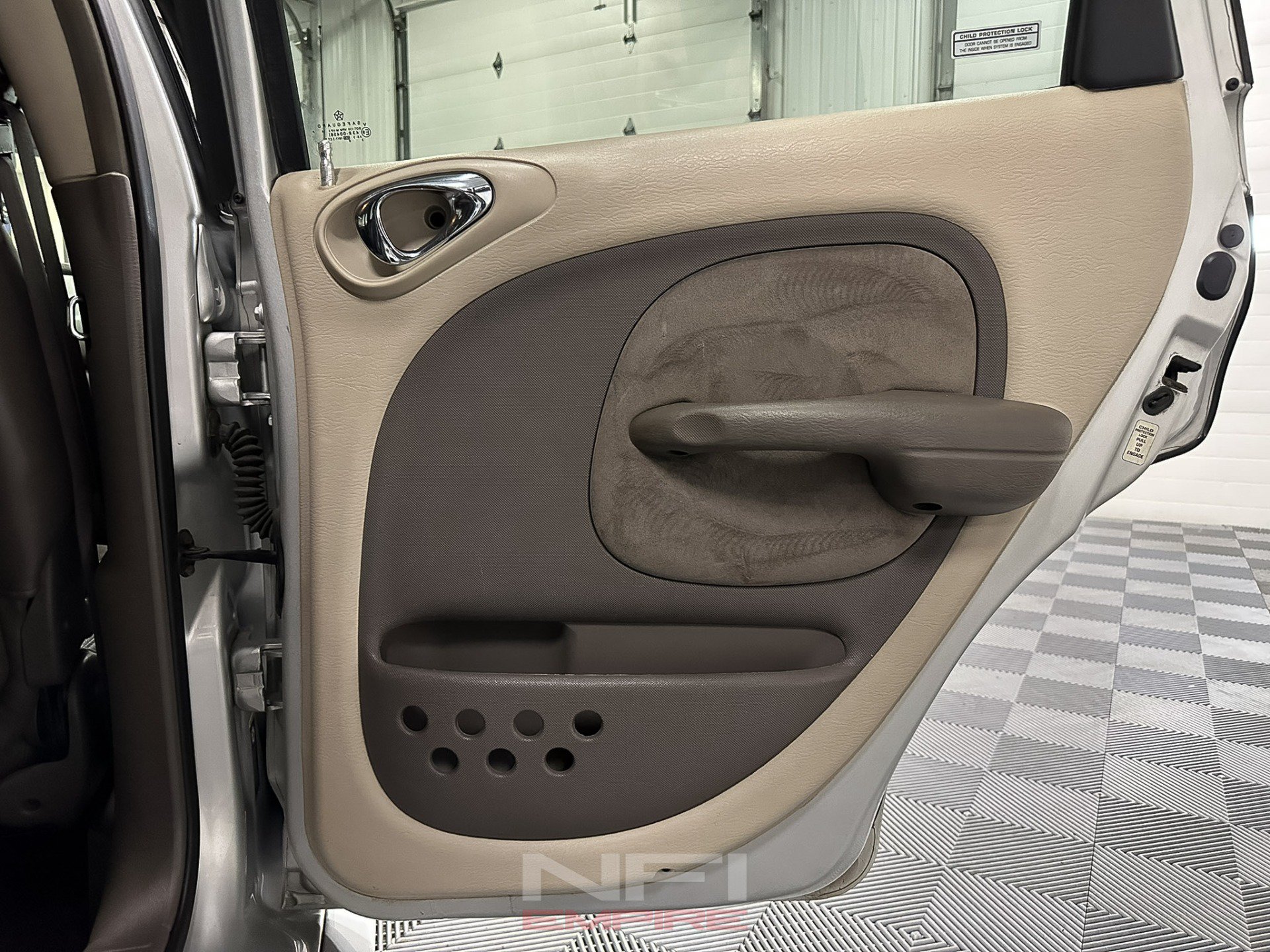 Used 2001 Chrysler PT Cruiser FWD image 41