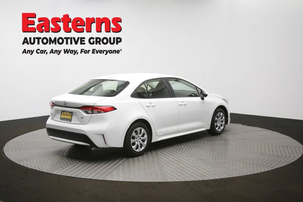 Used 2022 Toyota Corolla LE image 40
