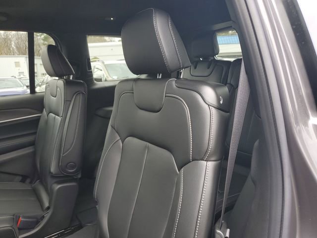 New 2026 Jeep Grand Cherokee L Limited image 15