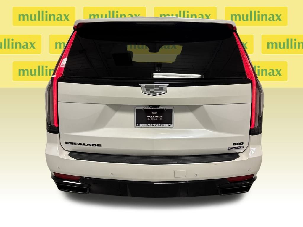 Used 2023 Cadillac Escalade Sport w/ LPO, ONYX Package image 18