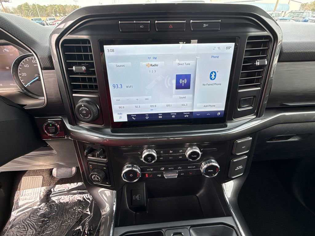 Certified 2022 Ford F150 XLT w/ Equipment Group 302A High image 28