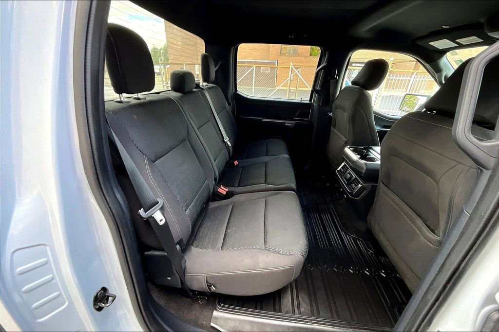 Certified 2022 Ford F150 XLT w/ Equipment Group 302A High image 25