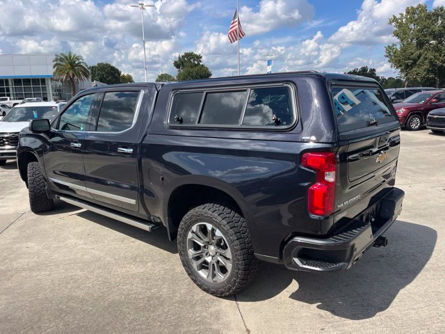 Used 2024 Chevrolet Silverado 1500 High Country w/ Technology Package AWD/4WD image 5