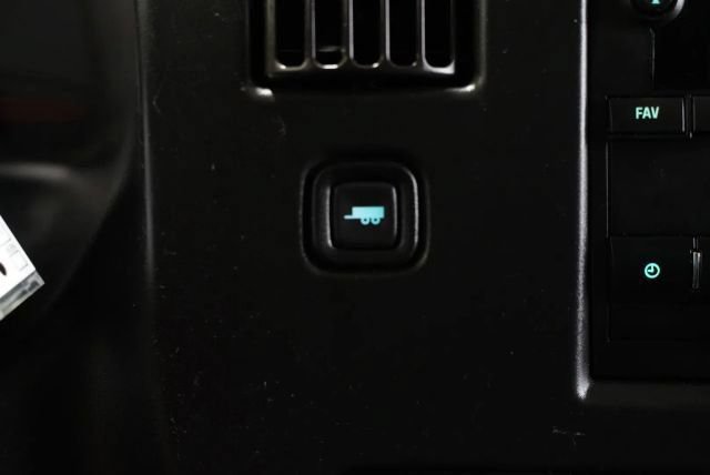 Used 2020 Chevrolet Express 2500 Extended RWD image 19