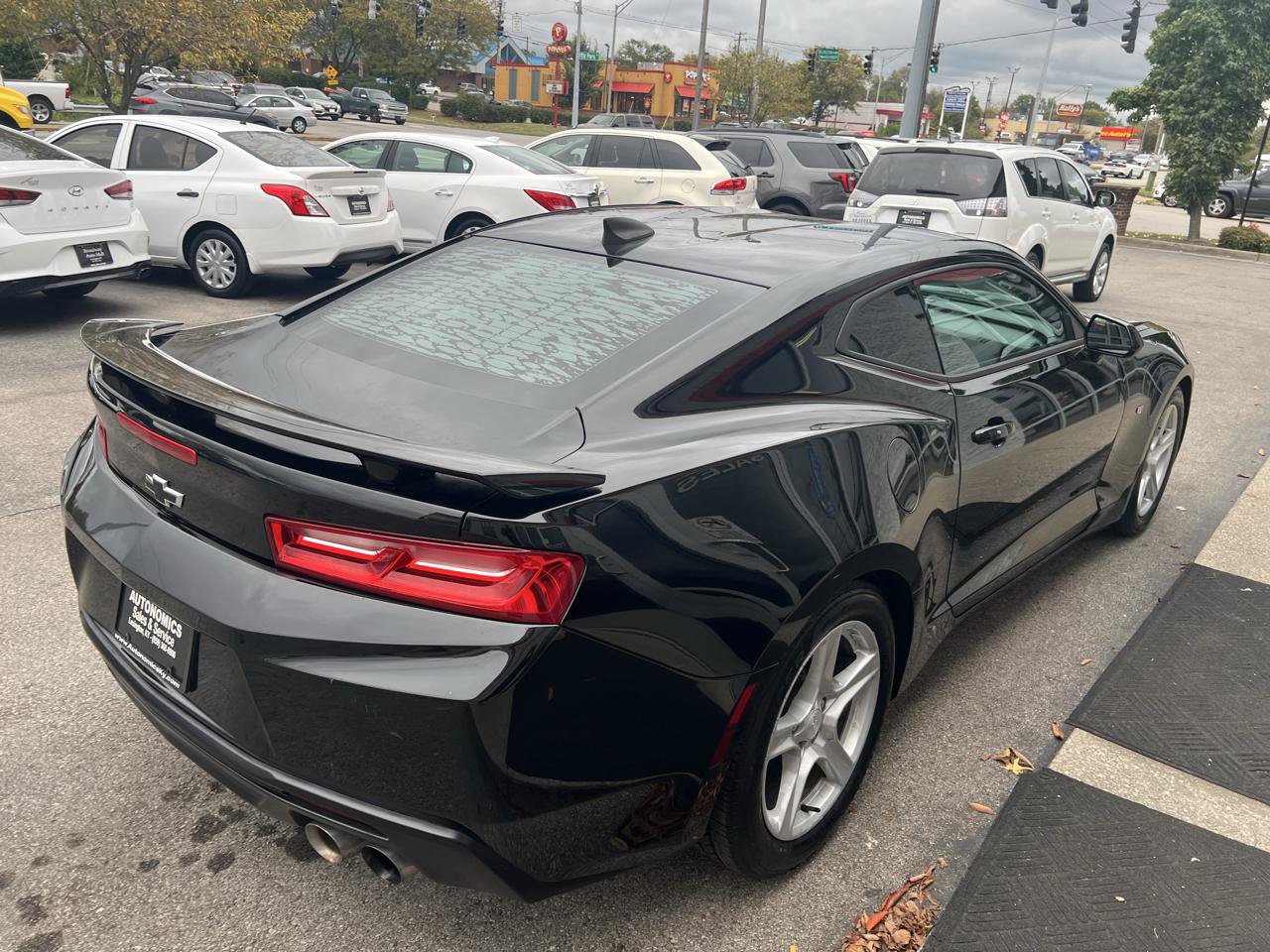 Used 2018 Chevrolet Camaro LT RWD image 7