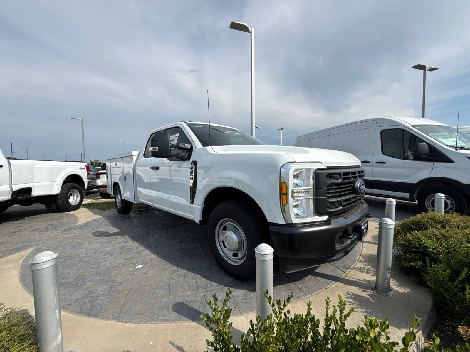 New 2026 Ford F250 XL RWD 360° Tour