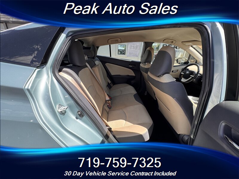 Used 2016 Toyota Prius Three FWD image 29