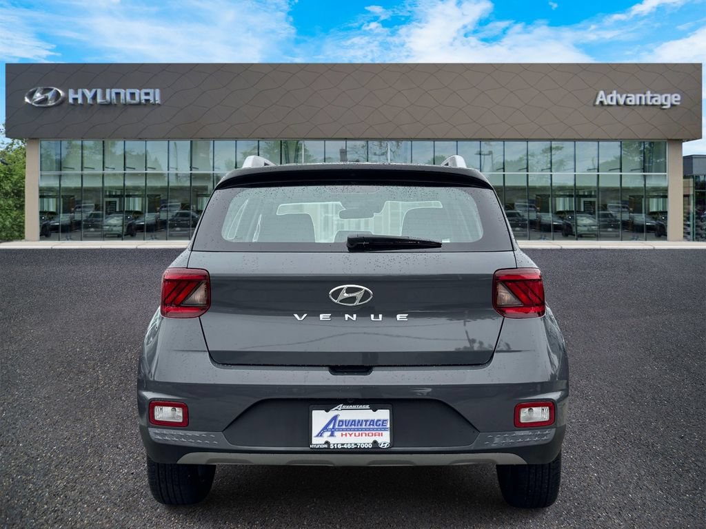 Certified 2026 Hyundai Venue SEL FWD image 7