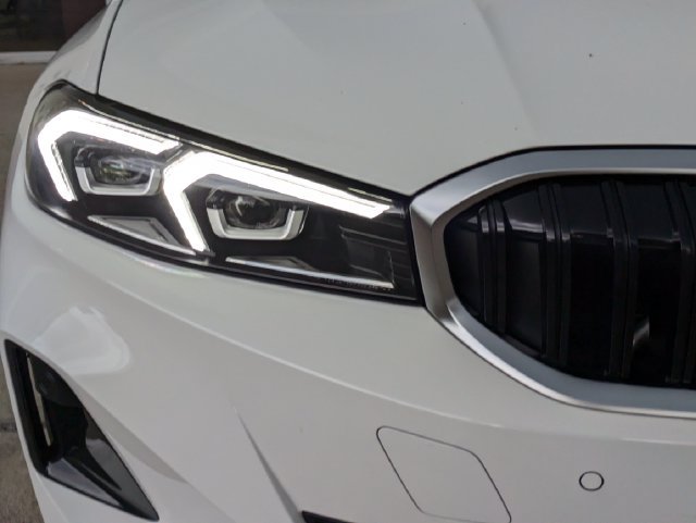 New 2026 BMW 330i Sedan w/ Premium Package RWD image 11