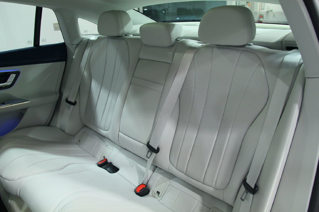 Certified 2023 Mercedes-Benz EQE 350+ 4MATIC Sedan image 30