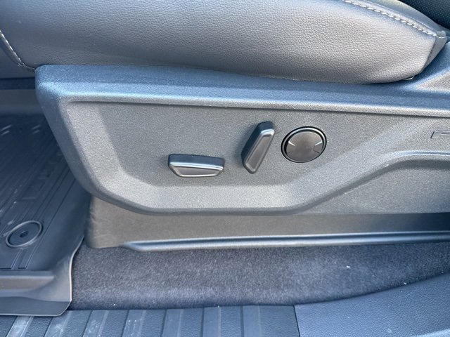 New 2025 Ford F150 Lariat w/ Equipment Group 502A High image 11