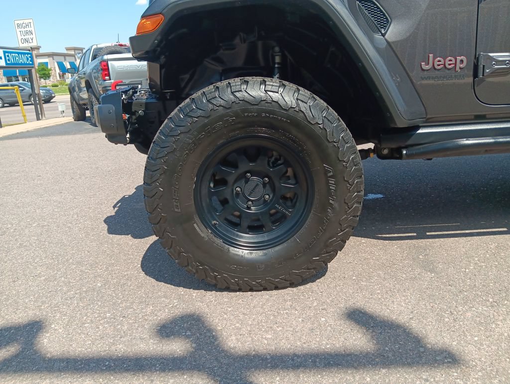 Used 2021 Jeep Wrangler Unlimited Rubicon AWD/4WD image 26