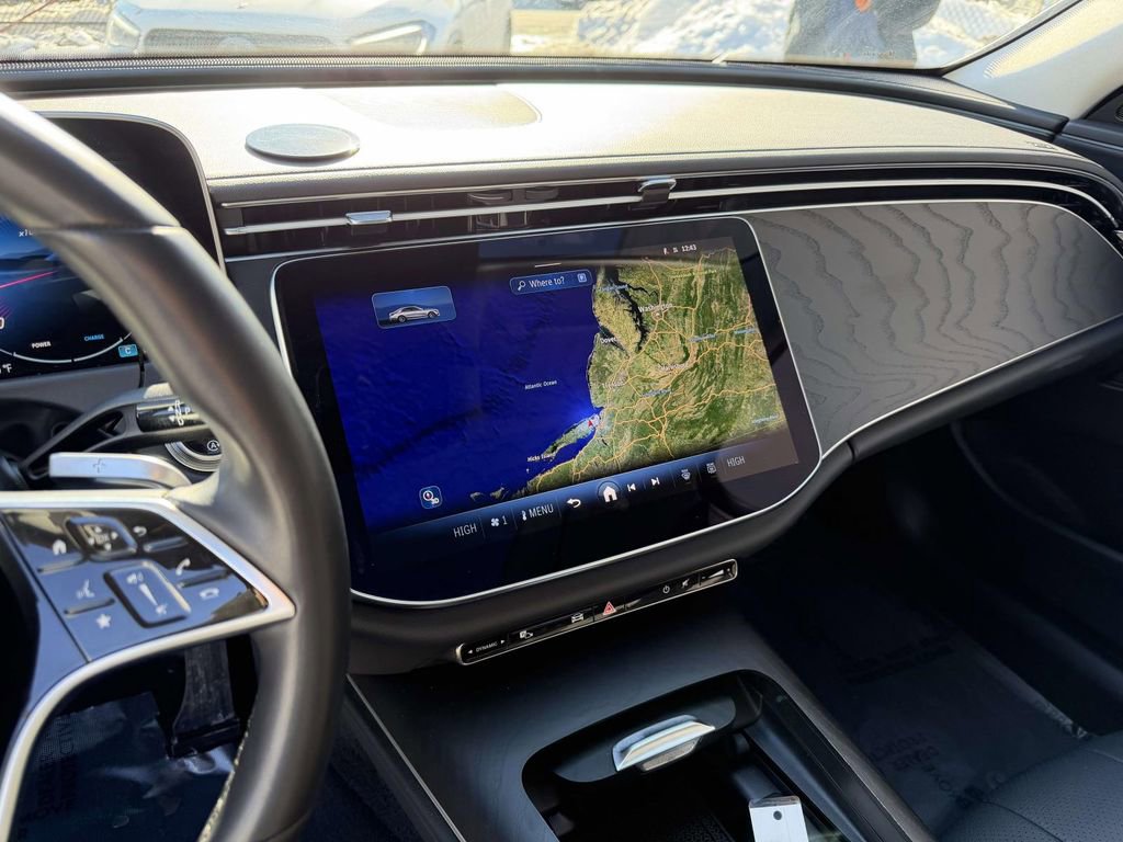 Used 2024 Mercedes-Benz E 350 4MATIC Sedan image 27