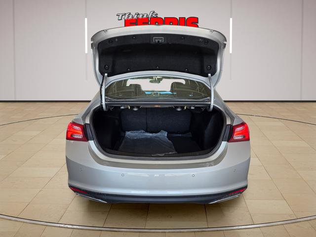 Used 2021 Chevrolet Malibu Premier FWD image 30