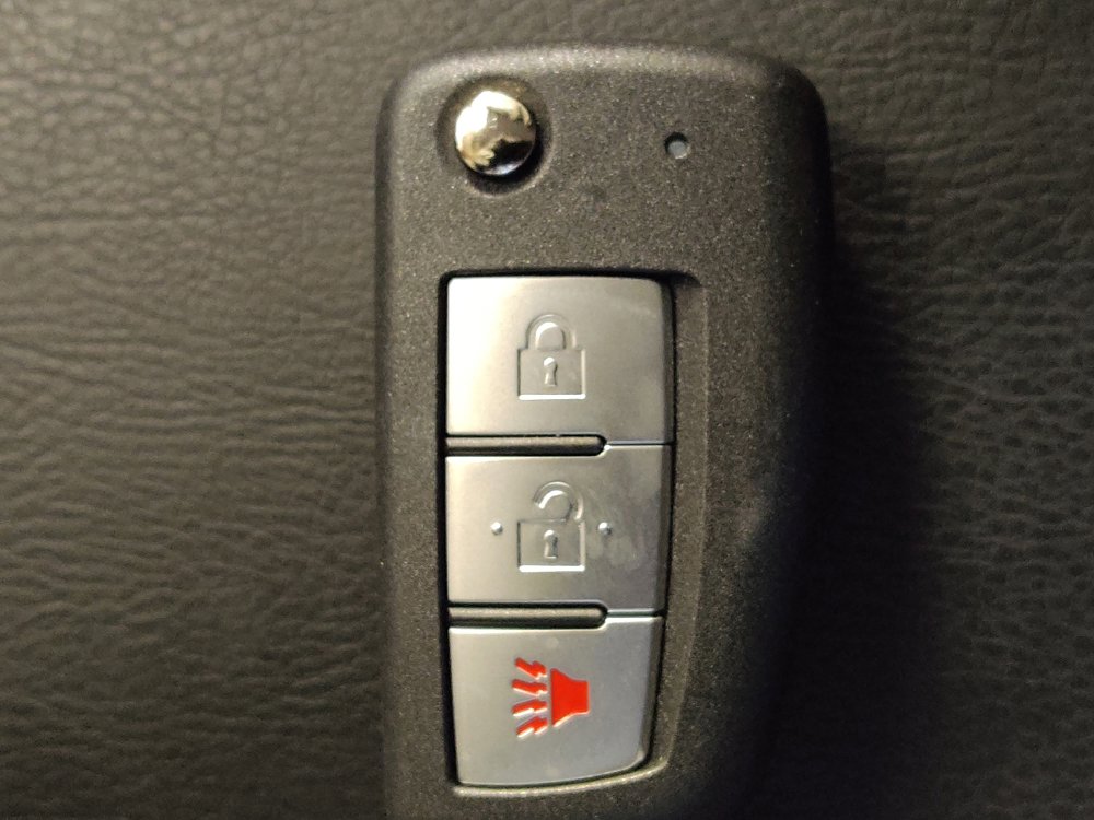Used 2015 Nissan Rogue S FWD image 32