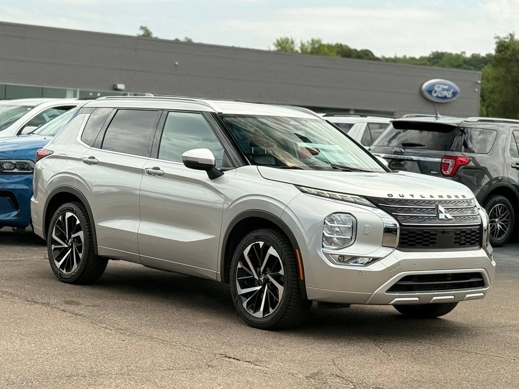 Used 2022 Mitsubishi Outlander SEL AWD/4WD image 30