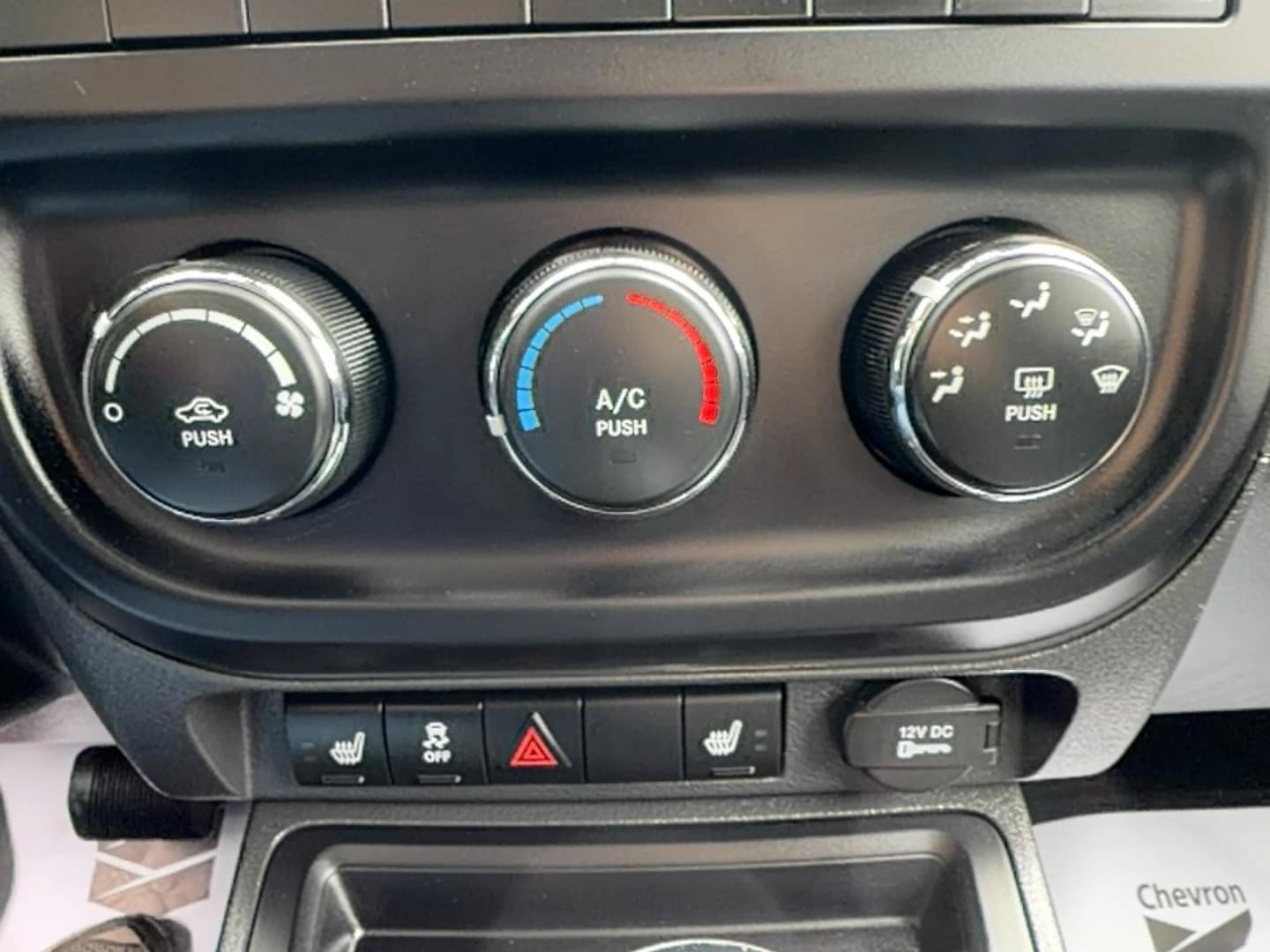 Used 2012 Jeep Compass Latitude AWD/4WD image 10