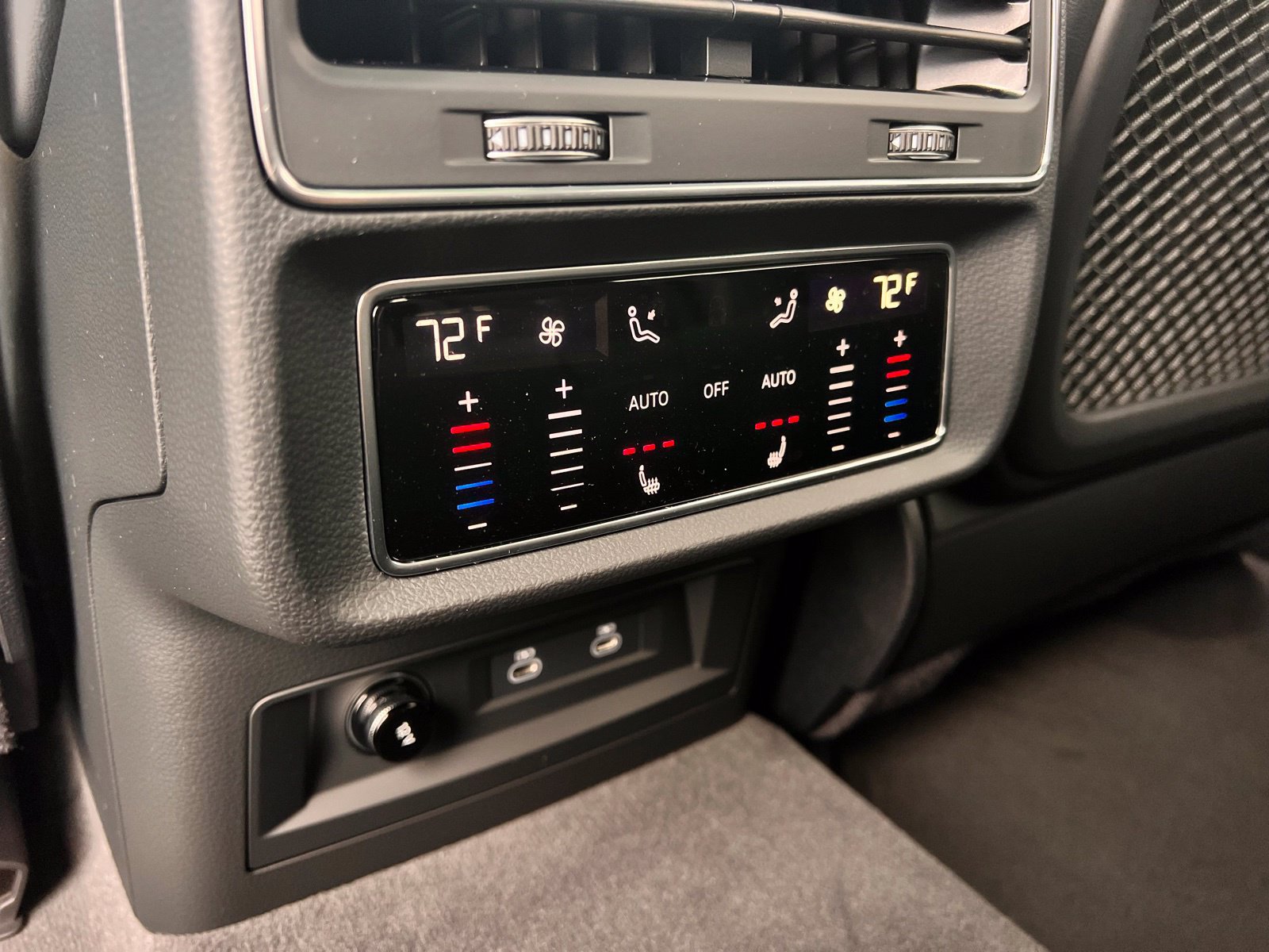 New 2026 Audi RS Q8 performance AWD/4WD image 34