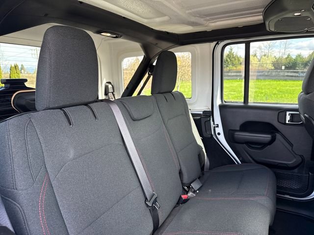 Used 2025 Jeep Wrangler Unlimited Rubicon image 17