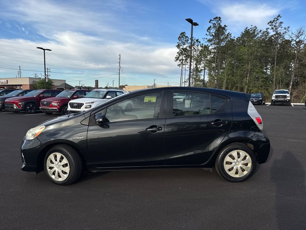 Used 2012 Toyota Prius C One image 2
