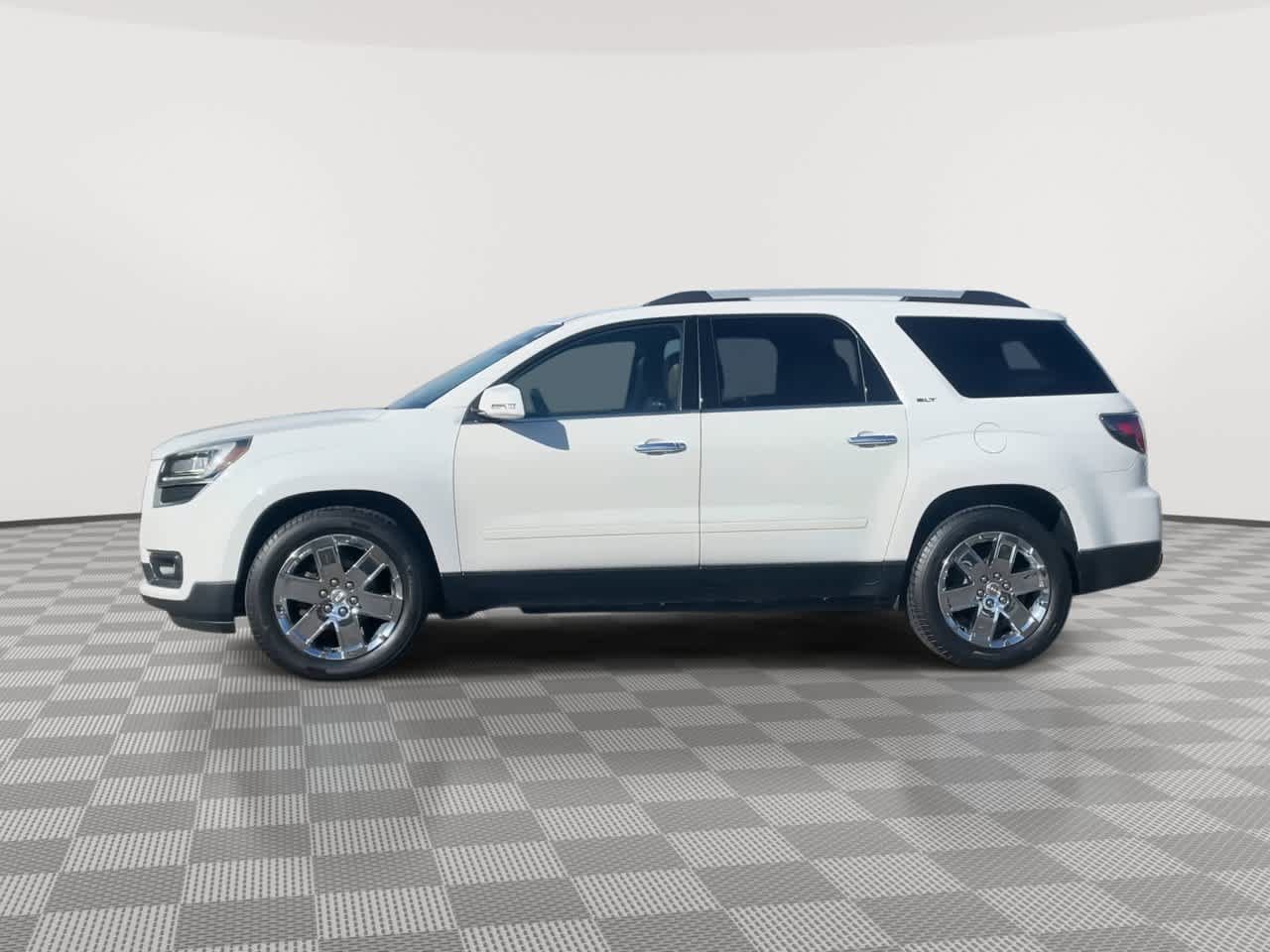 Used 2017 GMC Acadia Limited SLT AWD/4WD image 5
