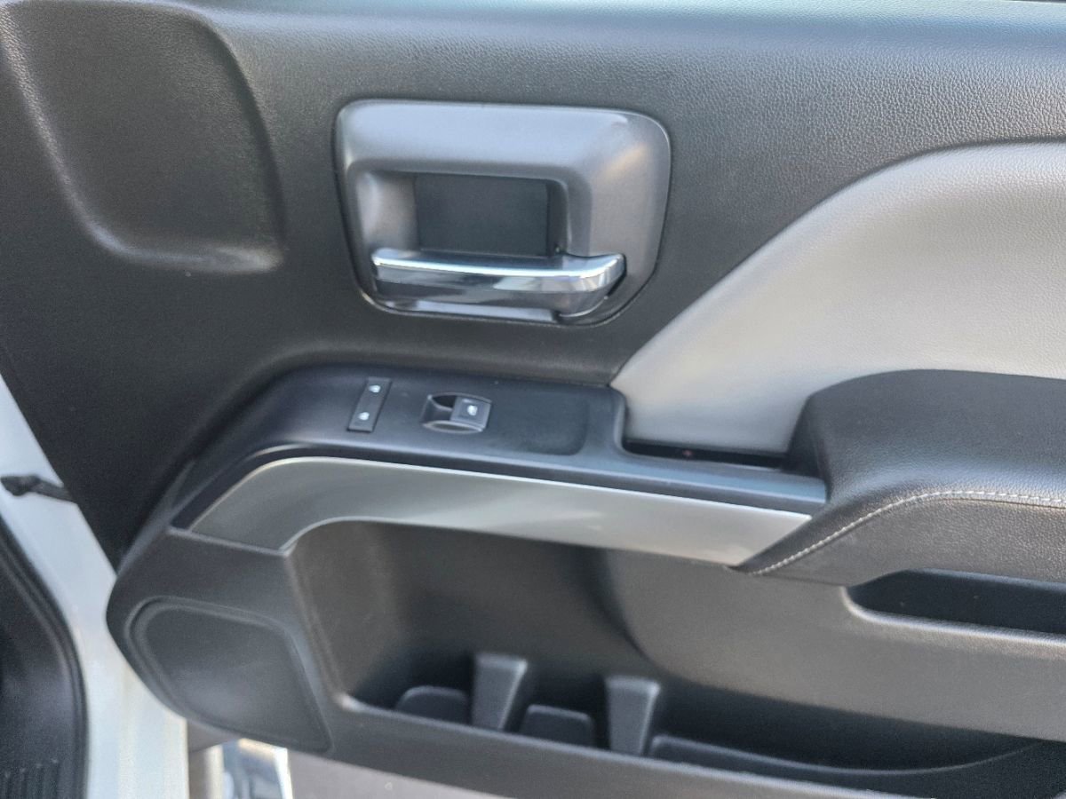 Used 2018 Chevrolet Silverado 1500 LT w/ LT Eassist Package image 35