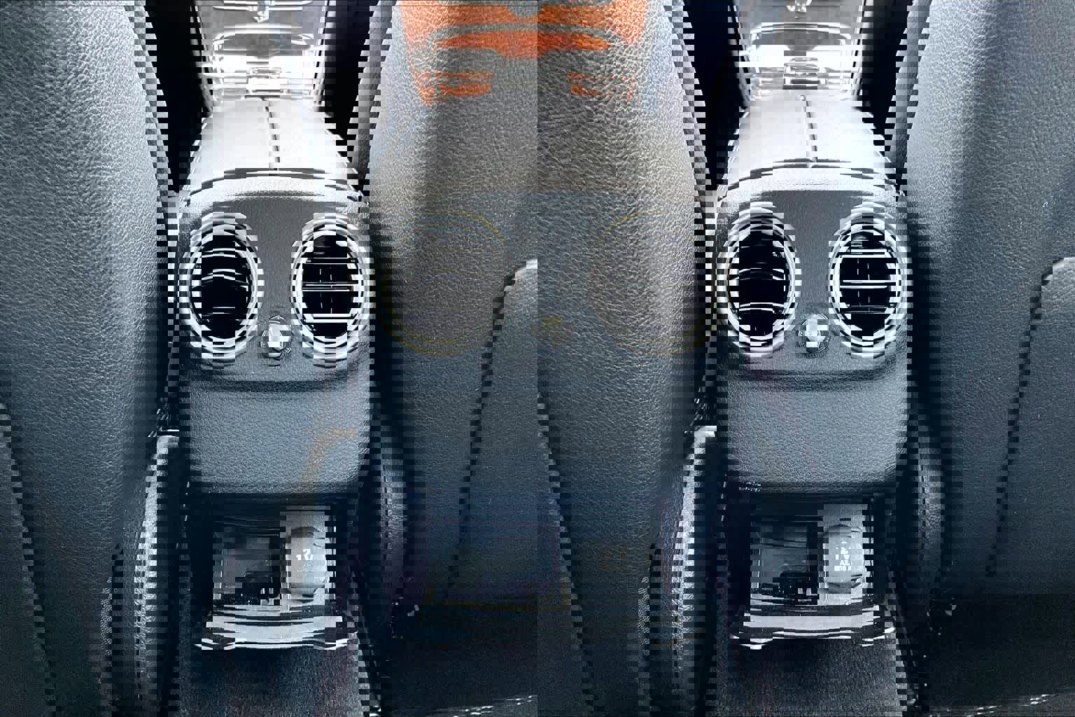 Used 2015 Mercedes-Benz C 300 4MATIC Sedan image 33