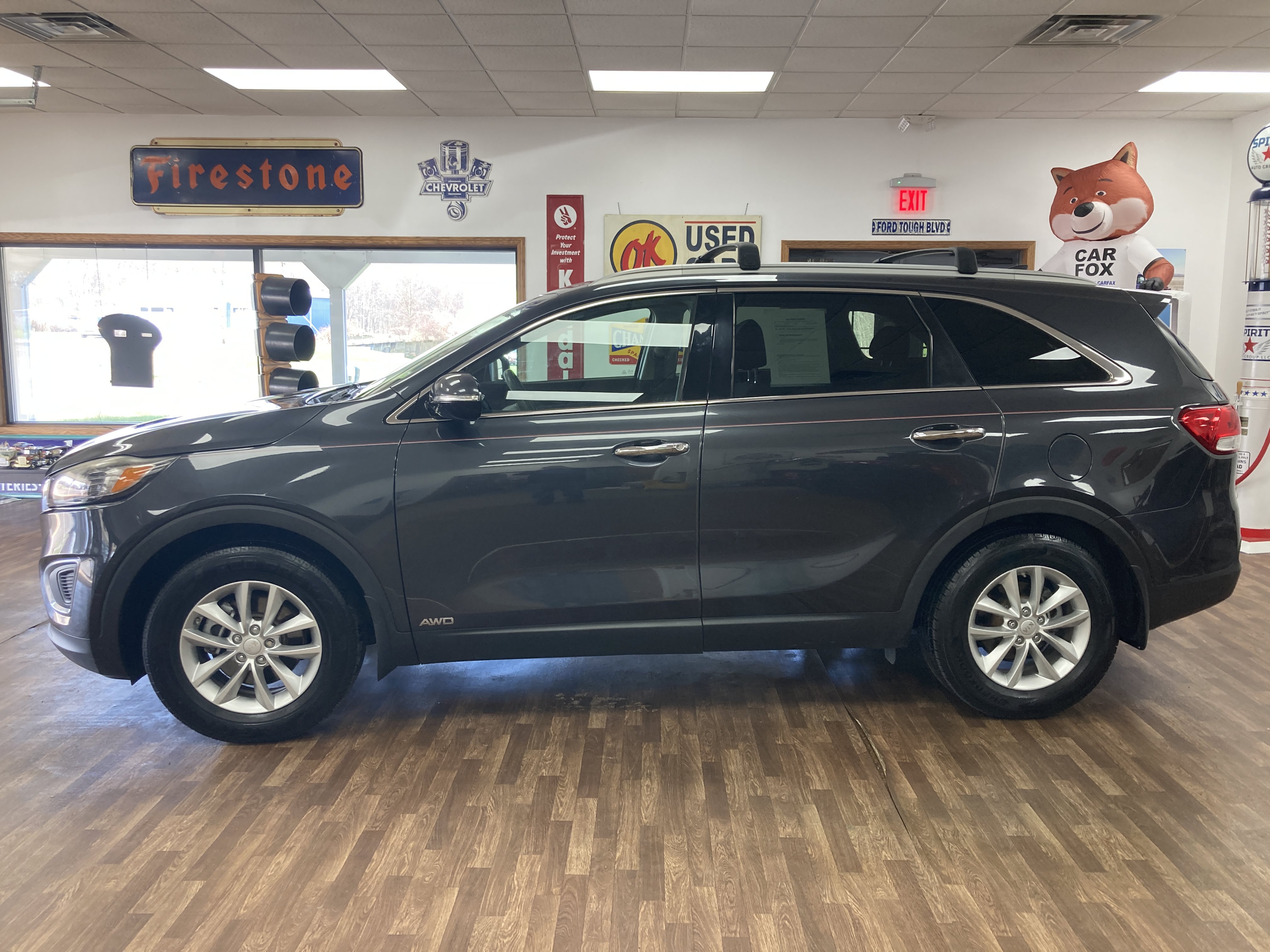 Used 2018 Kia Sorento AWD image 2