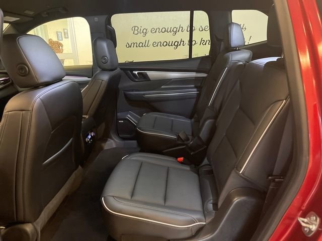 Used 2025 Buick Enclave Preferred image 28