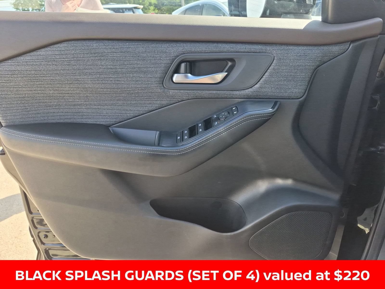 Certified 2023 Nissan Rogue SV AWD/4WD image 30
