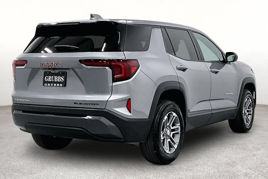 Used 2025 GMC Terrain Elevation FWD image 2