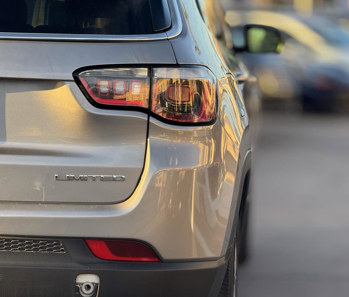 Used 2019 Jeep Compass Limited AWD/4WD image 8