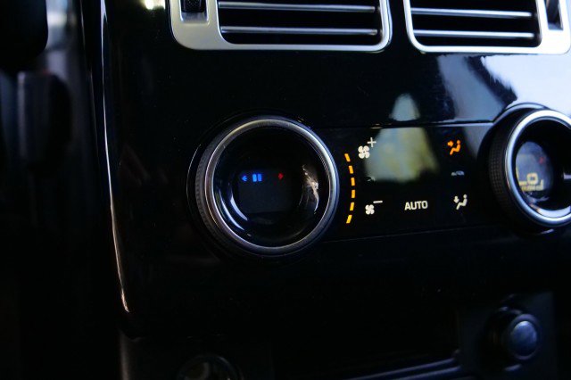 Used 2022 Land Rover Range Rover Westminster Edition image 32