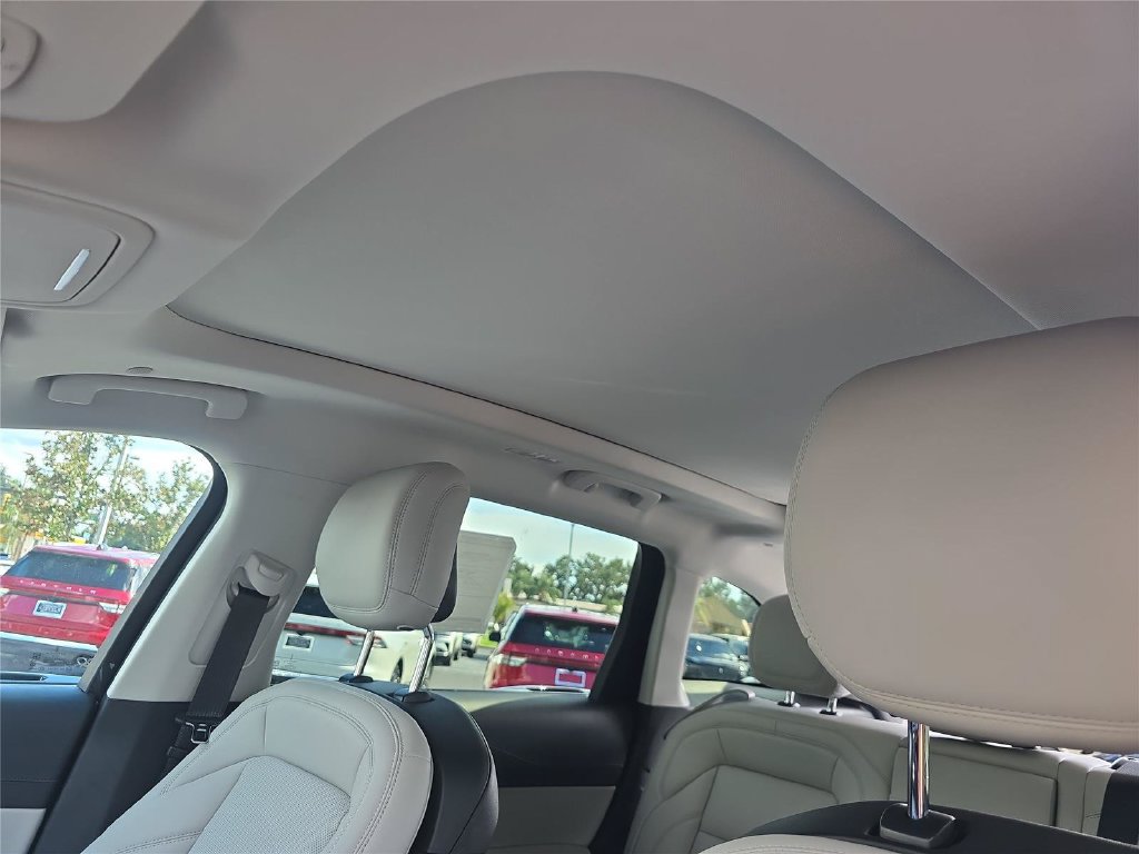New 2026 Lincoln Nautilus Premier w/ Equipment Group 102A AWD/4WD image 24