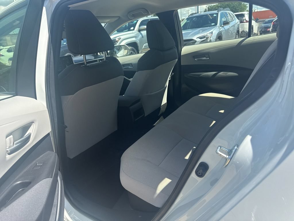Used 2021 Toyota Corolla LE FWD image 10