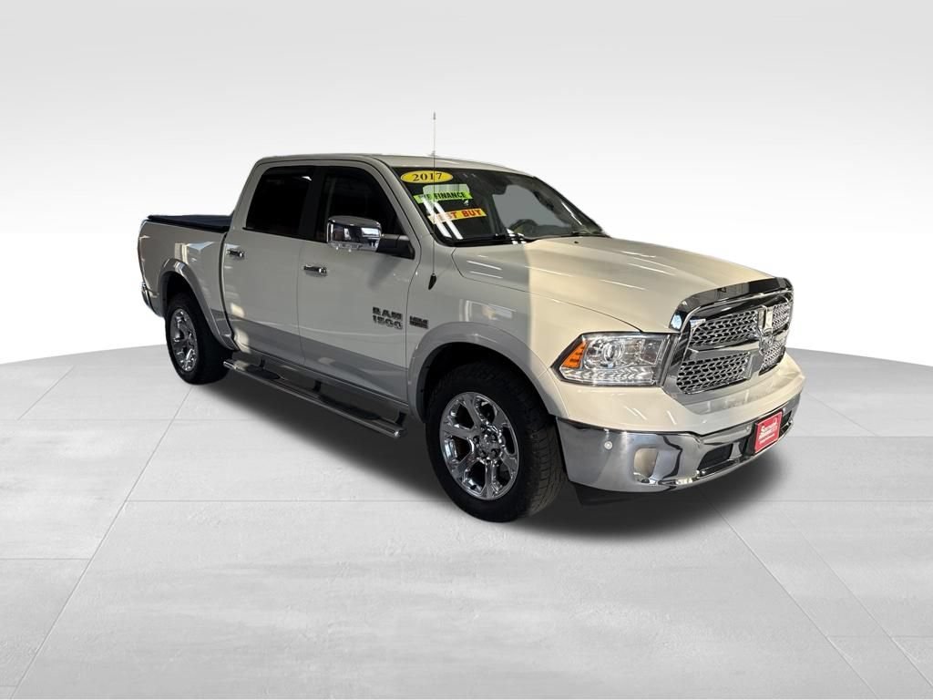 Used 2017 RAM 1500 Laramie w/ Convenience Group AWD/4WD image 11
