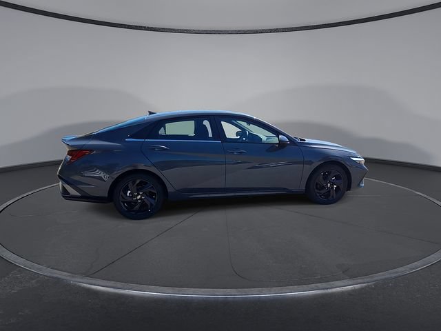 New 2026 Hyundai Elantra SEL Sport Premium FWD image 9