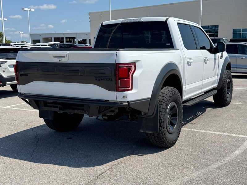 Used 2018 Ford F150 Raptor w/ Equipment Group 802A Luxury AWD/4WD image 3