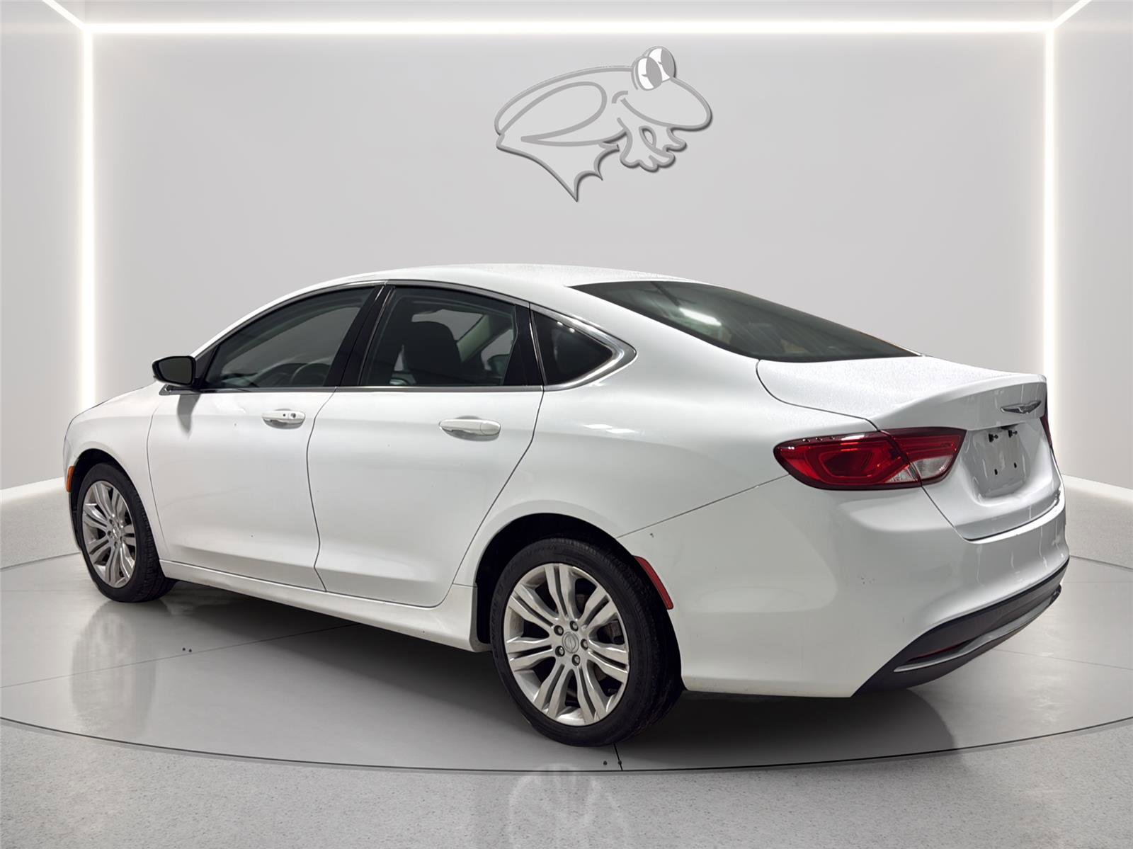 Used 2016 Chrysler 200 Limited FWD image 3