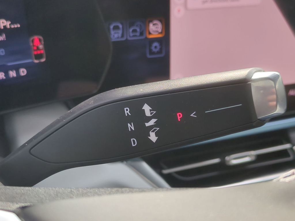 Used 2025 Chevrolet Equinox EV LT image 22