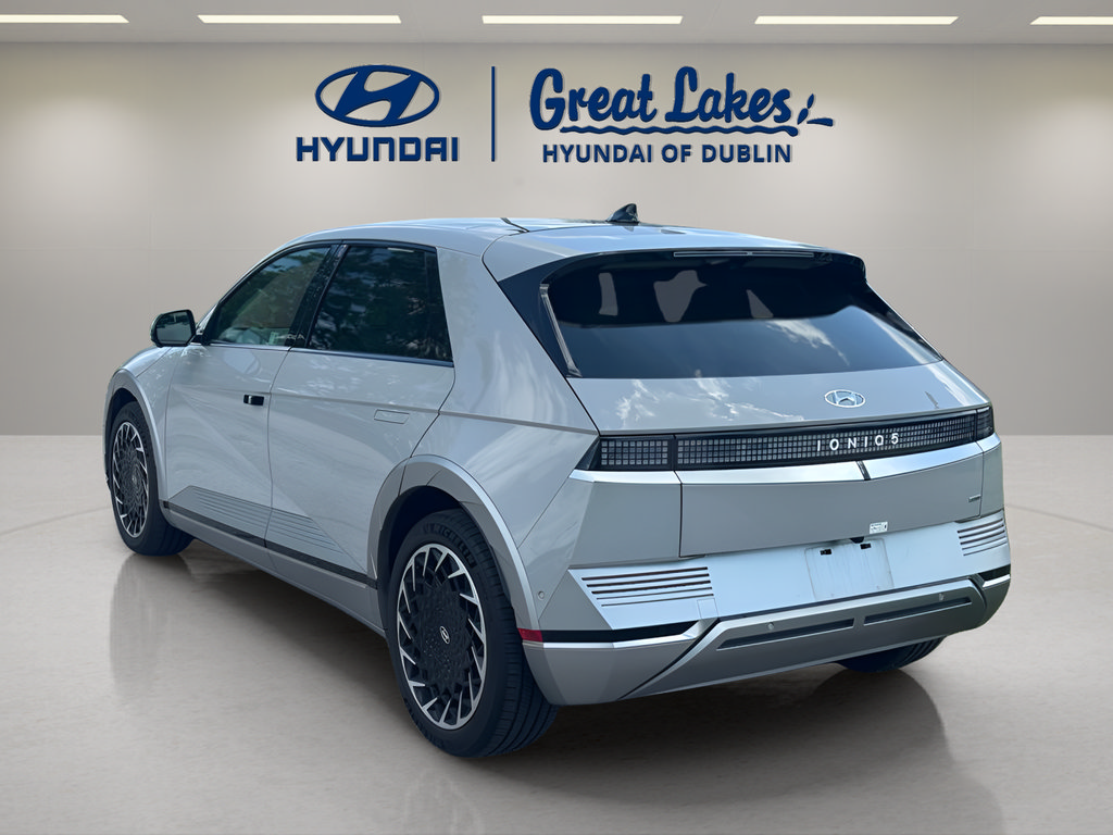 Used 2024 Hyundai Ioniq 5 Limited AWD/4WD image 3
