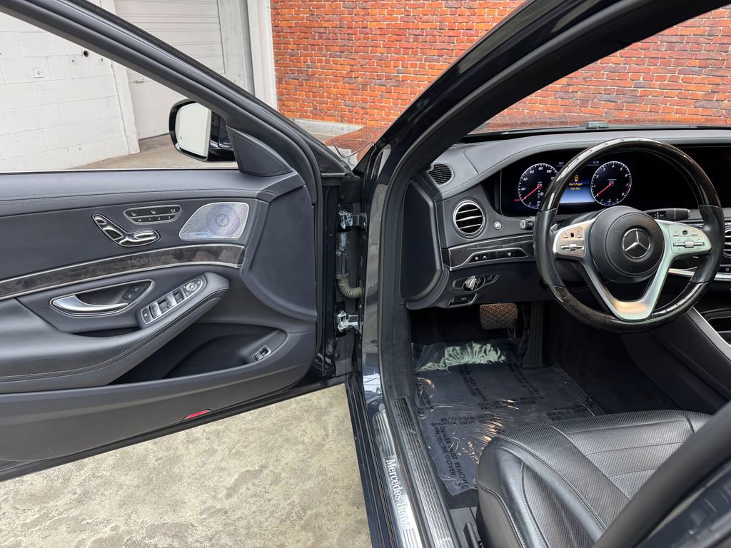 Used 2020 Mercedes-Benz S 560 4MATIC Sedan image 8